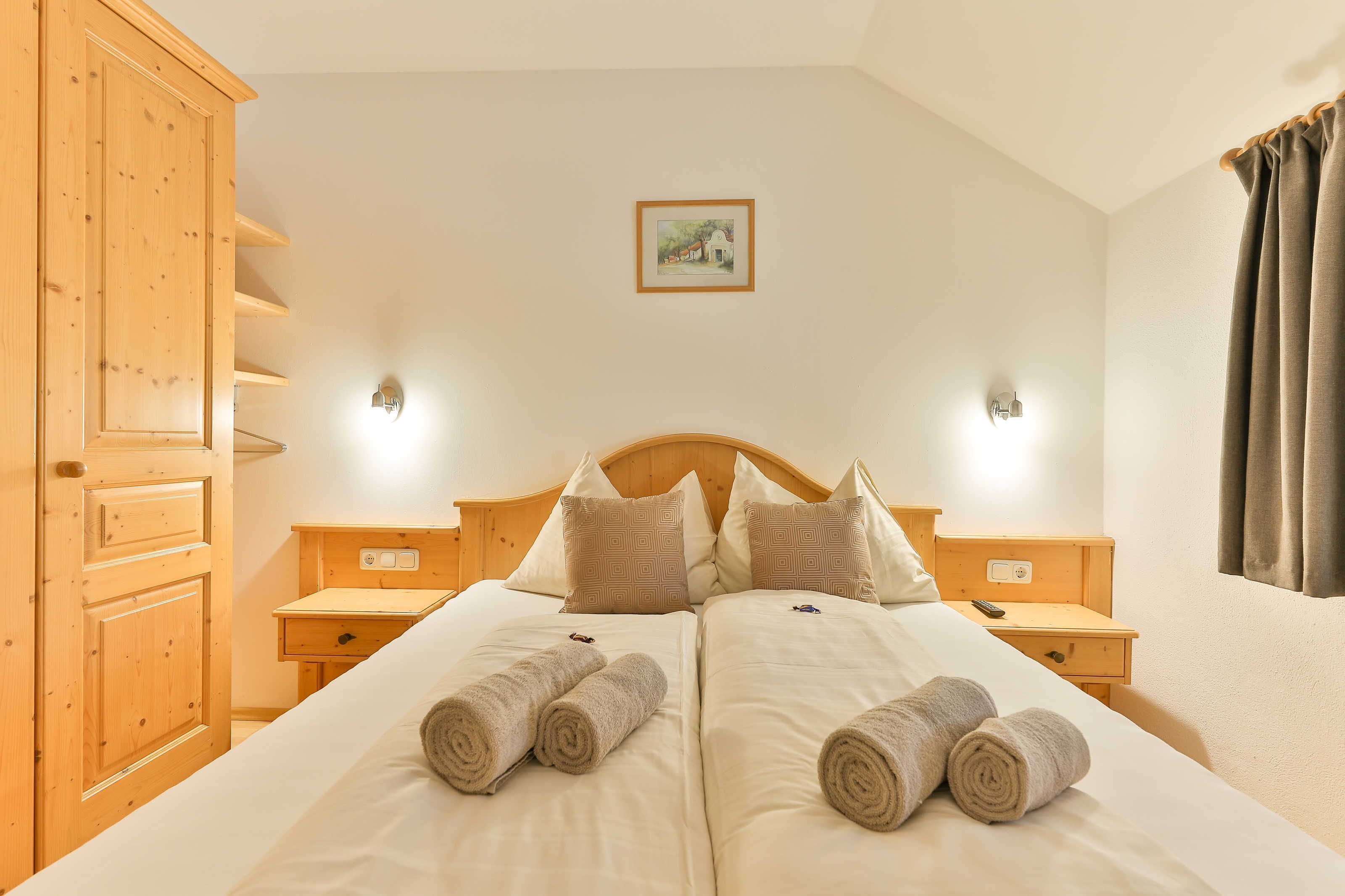 3 Schlafzimmer, Zimmersafe, Bügeleisen/Bügelbrett, Reisekinderbett