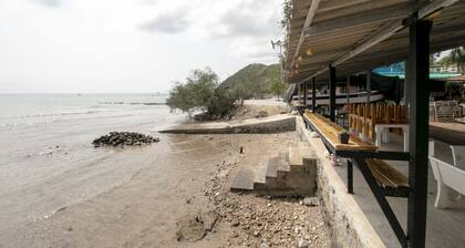 OYO 931 Sor Chareanpanit