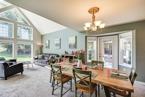 Interior - Hot Tub, Deck + Game Room: Port Angeles Home (Port Angeles)