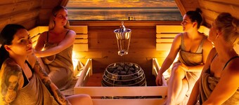 Modern vacation apartment with direct view of the North Sea and swimming pool