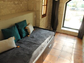 1 bedroom, free WiFi