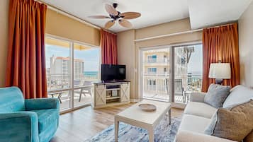 Una televisión, un reproductor de DVD