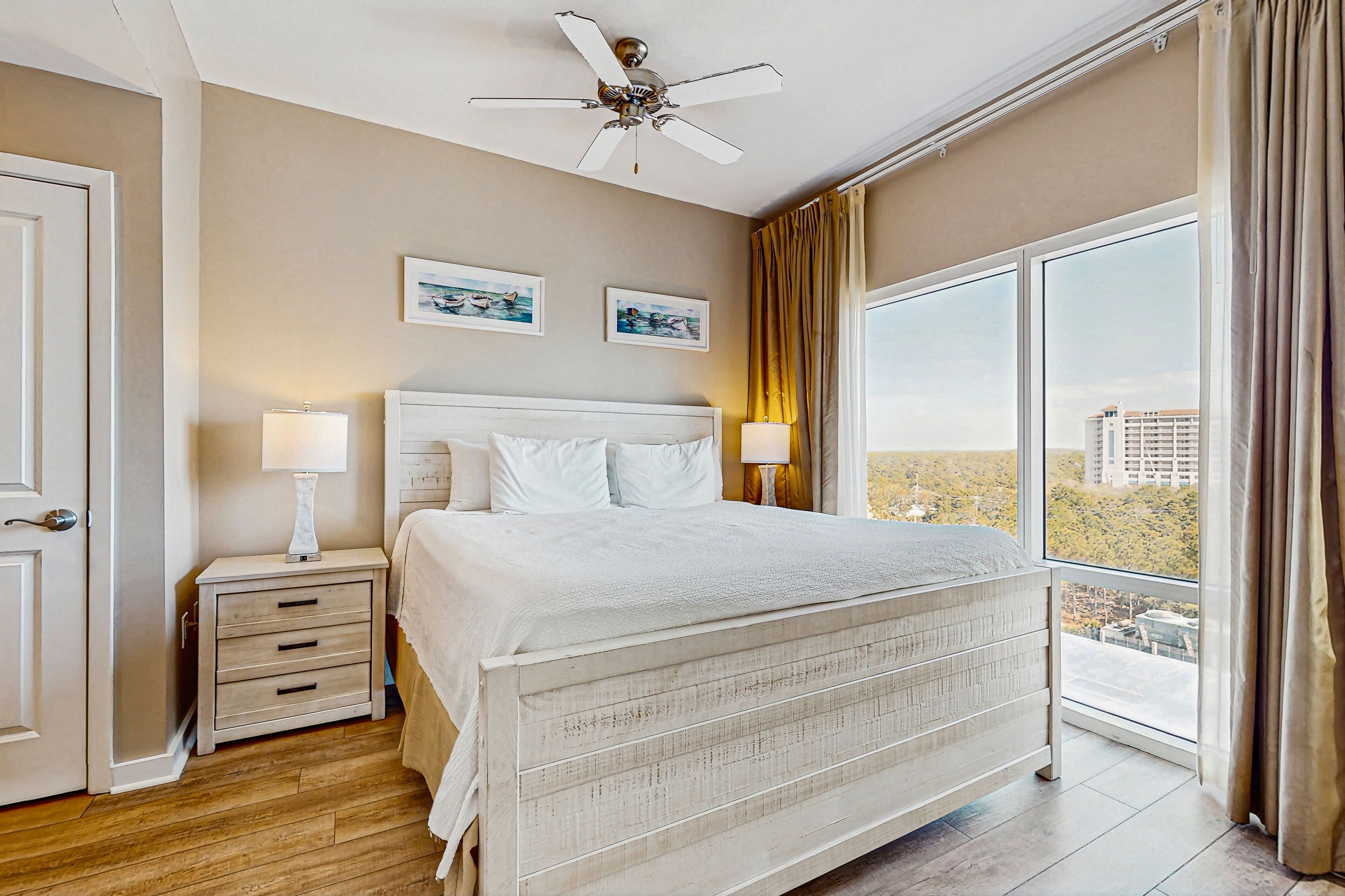 1 makuuhuone, silitysrauta/-lauta, internet, vuodevaatteet