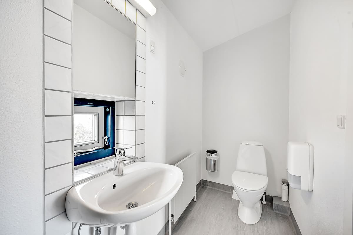 Duş, sabun, tuvalet kâğıdı