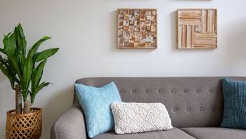 Villa (2 Bedrooms) | Living room | TV