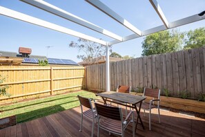 Terrace/patio - WoW Factor!luxe 4BR Townhouse@glen Waverley (Glen Waverley)