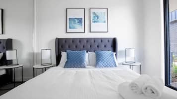 Villa (2 Bedrooms) | 2 bedrooms, laptop workspace, iron/ironing board, bed sheets