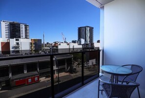 Apartment (2 Bedrooms) | Balcony