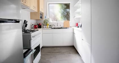 Sweethome2br@highton+parking
