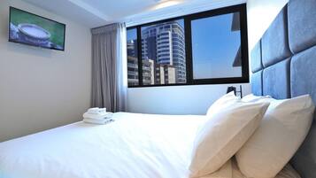 2 bedrooms, iron/ironing board