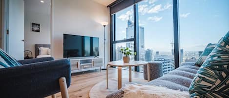 아파트 (2 Bedrooms) | 거실 | TV