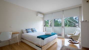 獨棟房屋 (4 Bedrooms) | 4 間臥室、筆電工作空間、熨斗/熨衣板、床單