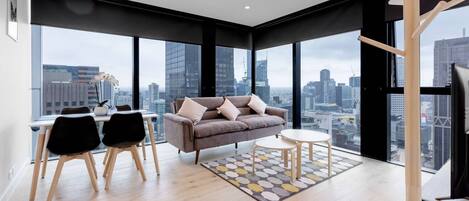 Apartment (2 Bedrooms) | Living room | TV