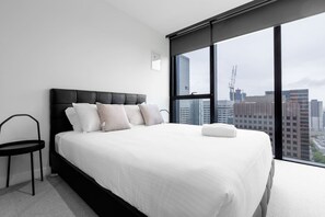 Apartment (2 Bedrooms) | 2 bedrooms, laptop workspace, iron/ironing board, bed sheets - Luxury 2bed2bath apt in the Heart of Mel@collins (Melbourne)