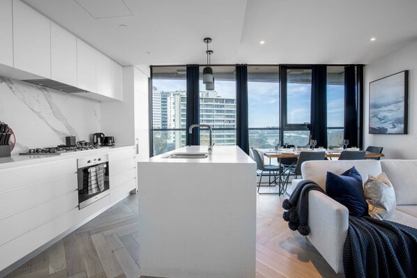 Apartemen (3 Bedrooms) | Dapur pribadi | Oven