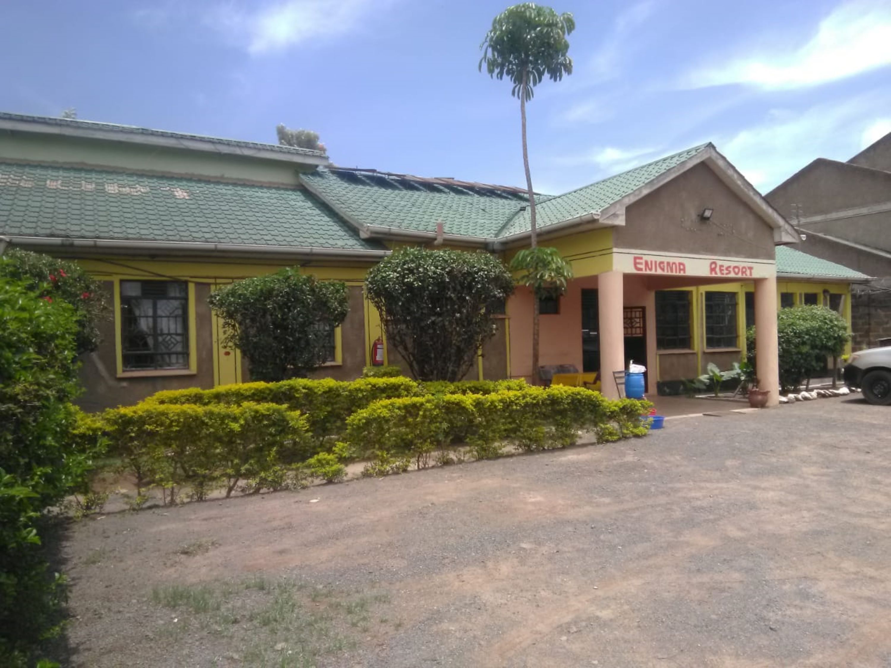 Fachada de la propiedad