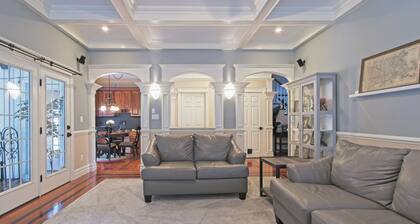 Large Luxury Family Home Near Five Colleges. The TOP short term rental in area!
