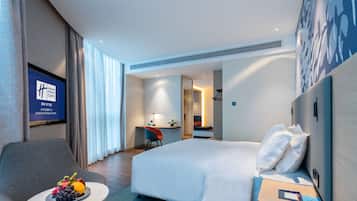 Suite, 1 King Bed (Additional Living Area)