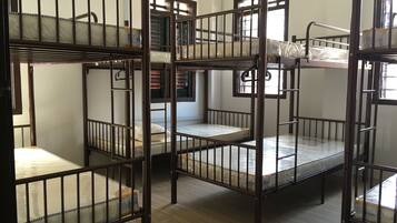 Mix Dorm 8 Bed | Room amenity