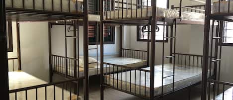 Mix Dorm 8 Bed | Huoneen varustelu