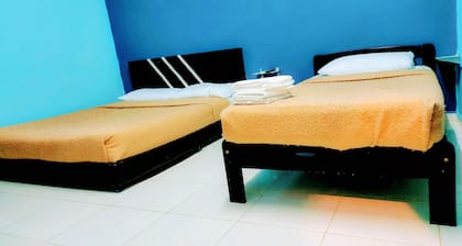 Q Hotel