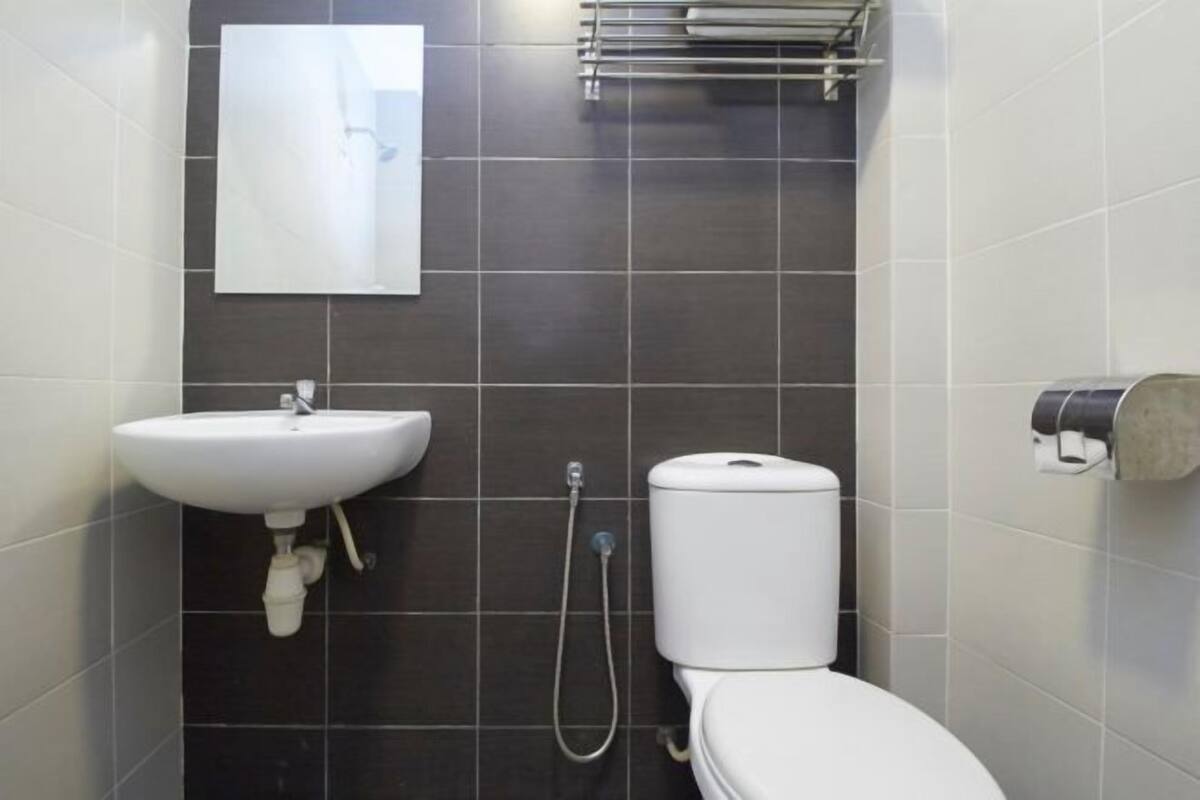 Baño | Regadera, regadera tipo lluvia, amenidades de baño gratuitas
