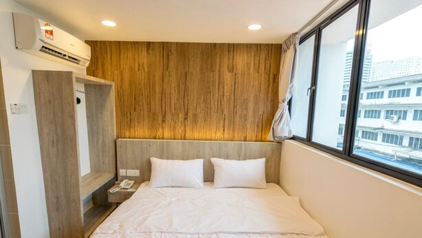 Iron/ironing board (on request), free WiFi, bed sheets - Jxhotel (George Town)