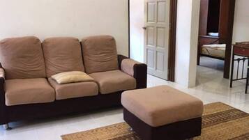 Holiday Home | Tiện nghi tại phòng