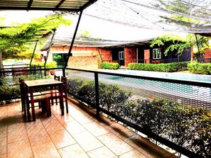 View from room - Petak Padin Cottage by The Pool, Kepala Batas Penang (Kepala Batas)