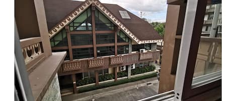 Studio without Balcony