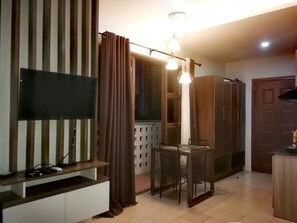 Wifi gratis y ropa de cama