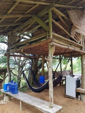 Tent | Free WiFi - Cebu Hostel and Glamping (Cebu City)