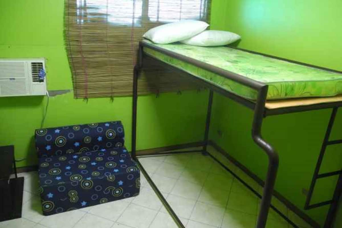 Single Room, Mixed Dorm | Free WiFi