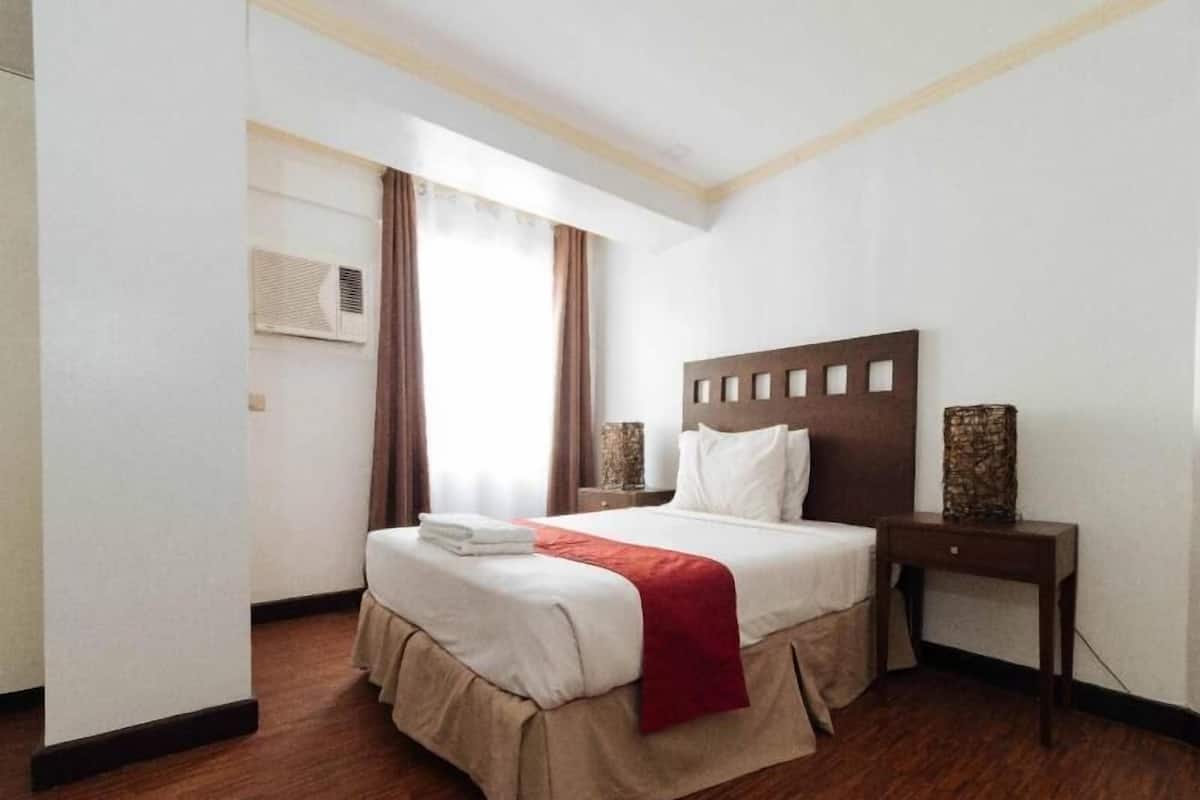 Studio, 1 Double Bed | Individually decorated, individually furnished, desk, free WiFi