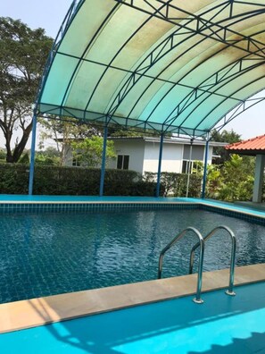 Outdoor pool - Sripiamsuk (Pathum Thani)