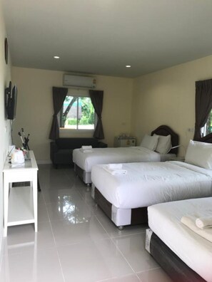 Bigger Cottage with Garden View | Espace de travail pour ordinateur portable, Wi-Fi gratuit