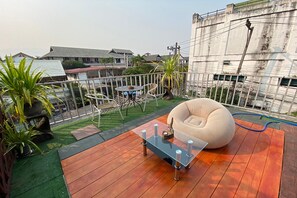 Phòng Deluxe | Hiên