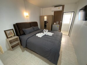 Superior-Doppelzimmer | Schreibtisch, laptopgeeigneter Arbeitsplatz, kostenloses WLAN