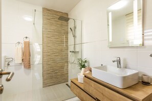 House | Bathroom | Shower
