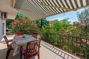 Apartment (A1) | Terrace/patio - Apartments Arijana (Crikvenica)