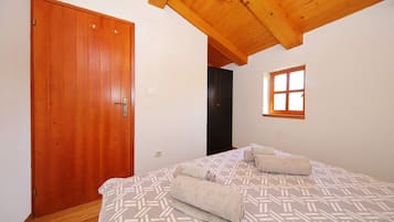 2 soverom, strykejern/-brett og wi-fi (inkludert)