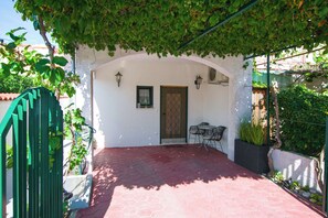 Ubetjent parkering (inkludert)