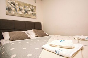 Apartment (A1) | 1 bedroom, free WiFi - Apartment Bilberry (Biograd na Moru)