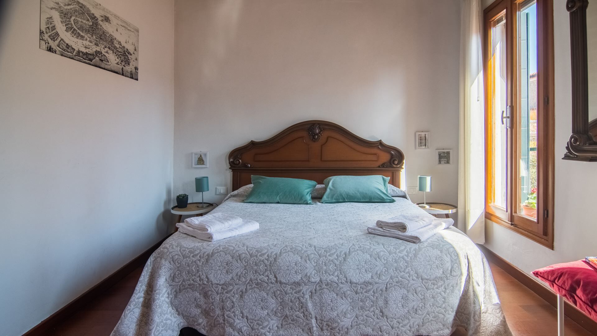 2-bedroom apartment close to the Biennale Art Exhibition