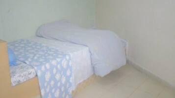 Double Room | Desk, free WiFi, bed sheets