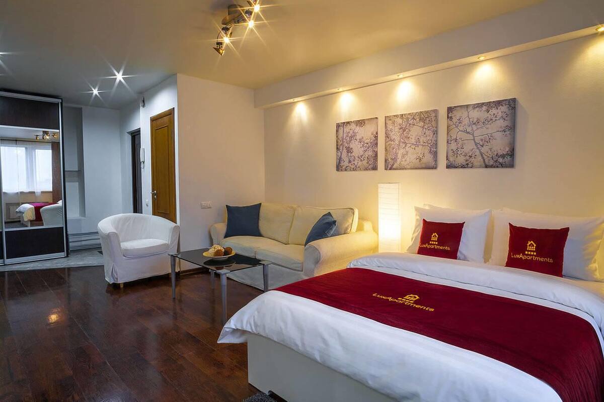 1 bedroom, desk, free WiFi