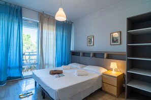 Comfort Condo (Pet Friendly) | Individually furnished, blackout drapes - Club Del Sole Marina Julia Family Collection (Monfalcone)