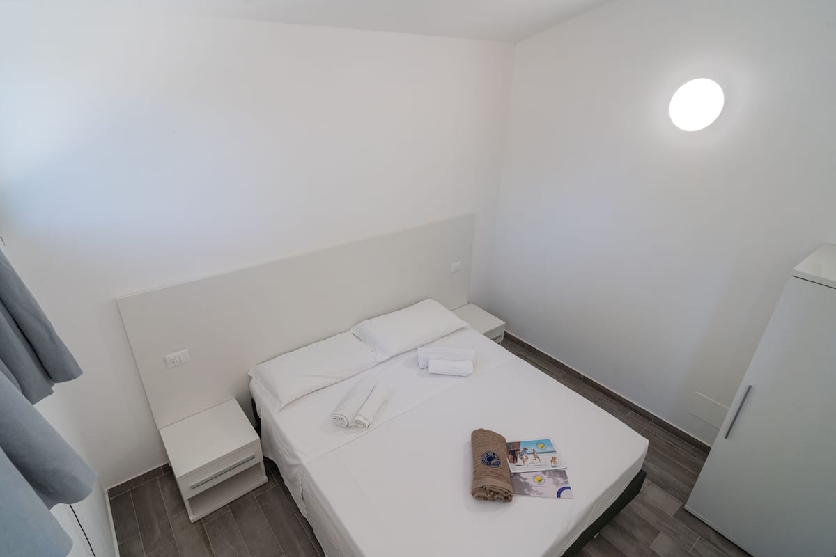 Bungalow Comfort | Màn/rèm cản sáng, trang bị nội thất với thiết kế riêng biệt