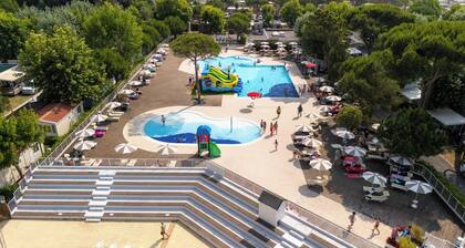 Club Del Sole Marina Family Resort
