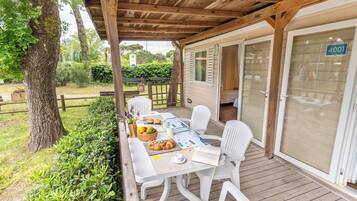Comfort kamer, 2 slaapkamers (Pet Friendly) | Terras